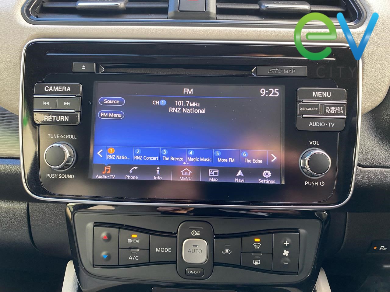 2018 Nissan LEAF