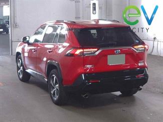 2021 Toyota RAV4 - Thumbnail