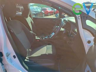 2018 Nissan LEAF - Thumbnail