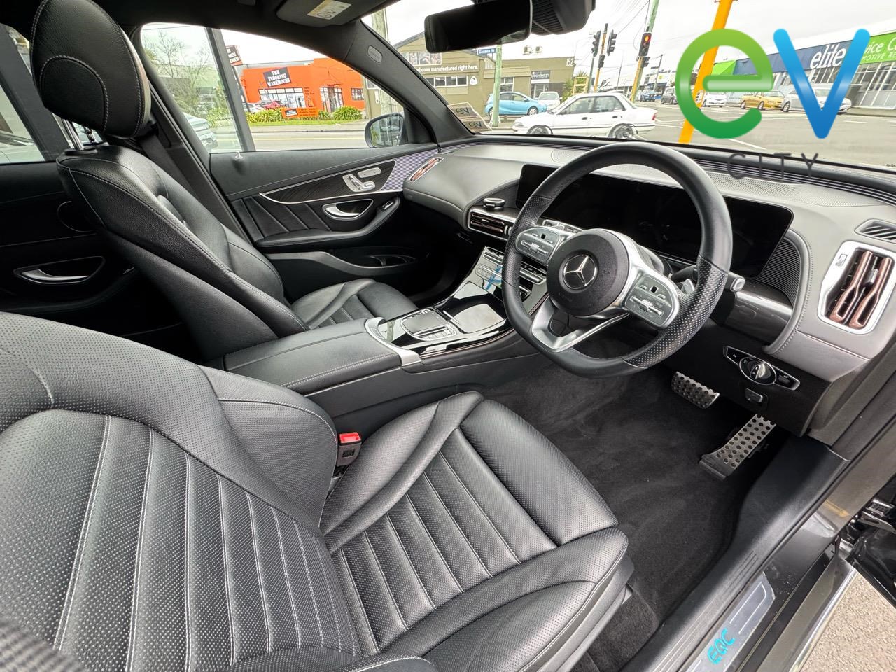 2022 Mercedes-Benz EQC 400