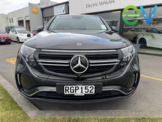 2022 Mercedes-Benz EQC 400 - Thumbnail