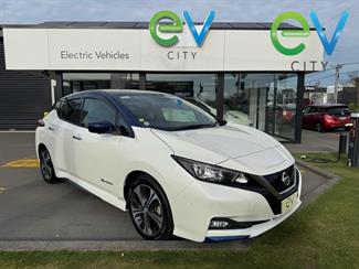 2018 Nissan LEAF - Thumbnail