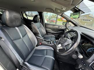 2018 Nissan LEAF - Thumbnail