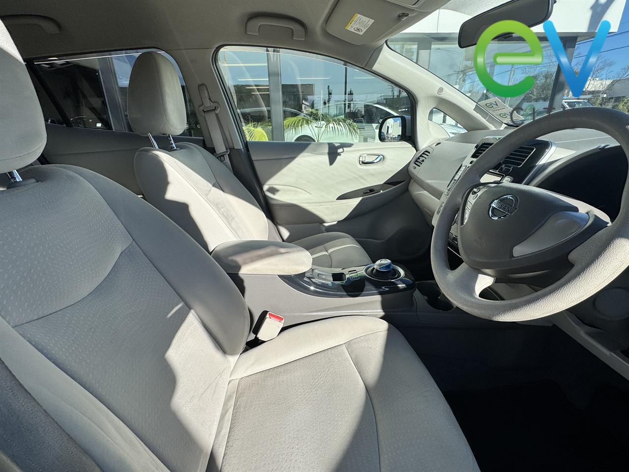 2012 Nissan LEAF