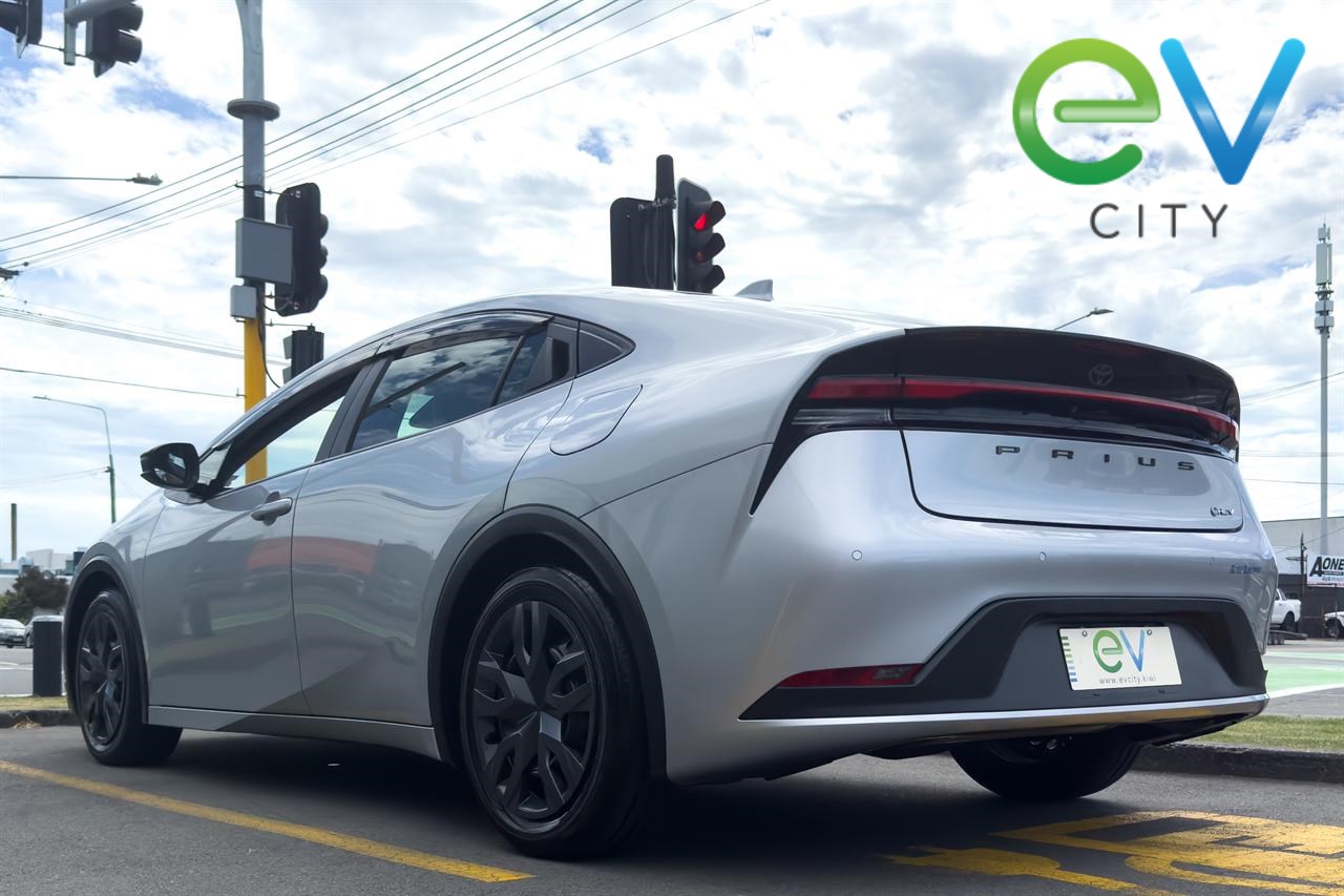 2023 Toyota PRIUS