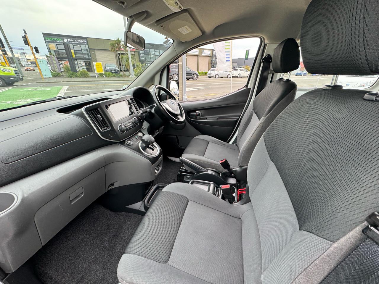 2016 Nissan e-NV200