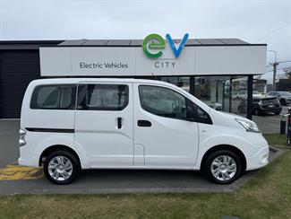 2016 Nissan e-NV200 - Thumbnail
