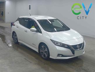 2019 Nissan LEAF - Thumbnail
