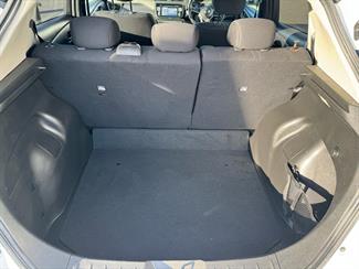 2019 Nissan LEAF - Thumbnail