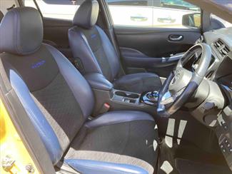 2020 Nissan LEAF - Thumbnail