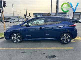2018 Nissan LEAF - Thumbnail