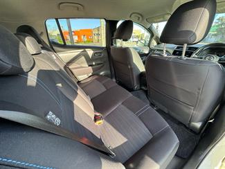 2020 Nissan LEAF - Thumbnail
