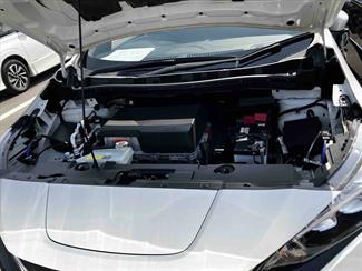 2020 Nissan LEAF - Thumbnail