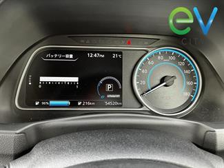 2019 Nissan LEAF - Thumbnail