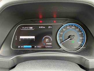 2018 Nissan LEAF - Thumbnail