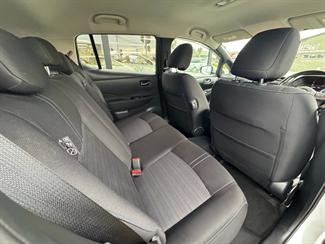 2019 Nissan LEAF - Thumbnail