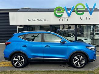 2022 MG Zs - Thumbnail