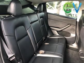 2022 Tesla Model Y - Thumbnail