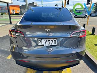2022 Tesla Model Y - Thumbnail