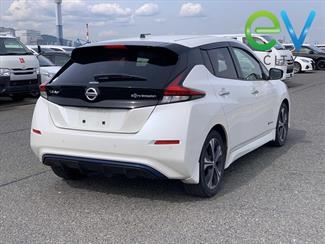 2018 Nissan LEAF - Thumbnail