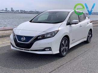 2018 Nissan LEAF - Thumbnail
