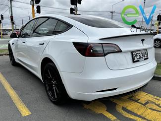 2022 Tesla Model 3 - Thumbnail
