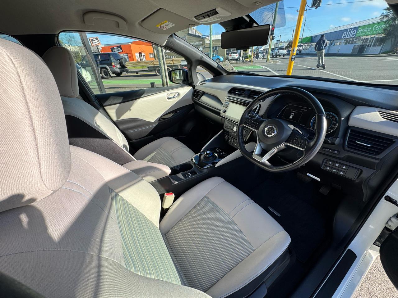 2017 Nissan LEAF