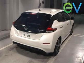 2018 Nissan LEAF - Thumbnail