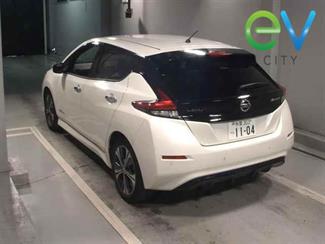 2018 Nissan LEAF - Thumbnail
