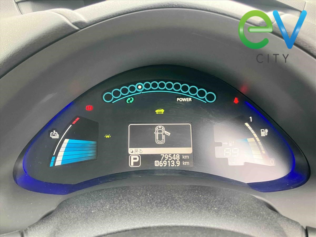 2016 Nissan LEAF