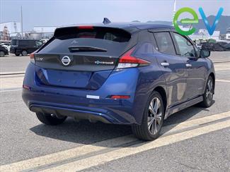 2020 Nissan LEAF - Thumbnail