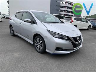 2020 Nissan LEAF - Thumbnail