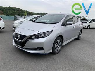 2020 Nissan LEAF - Thumbnail