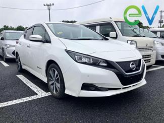 2019 Nissan LEAF - Thumbnail