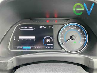 2019 Nissan LEAF - Thumbnail