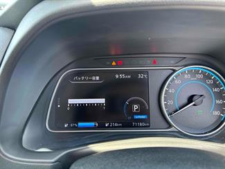 2018 Nissan LEAF - Thumbnail