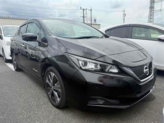 2020 Nissan LEAF - Thumbnail