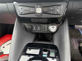 2020 Nissan LEAF - Thumbnail