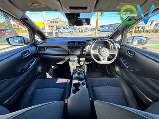 2019 Nissan LEAF - Thumbnail