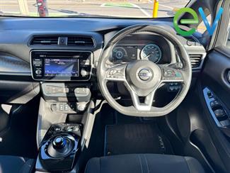 2019 Nissan LEAF - Thumbnail