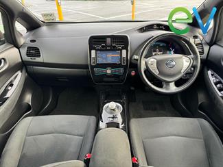 2014 Nissan LEAF - Thumbnail