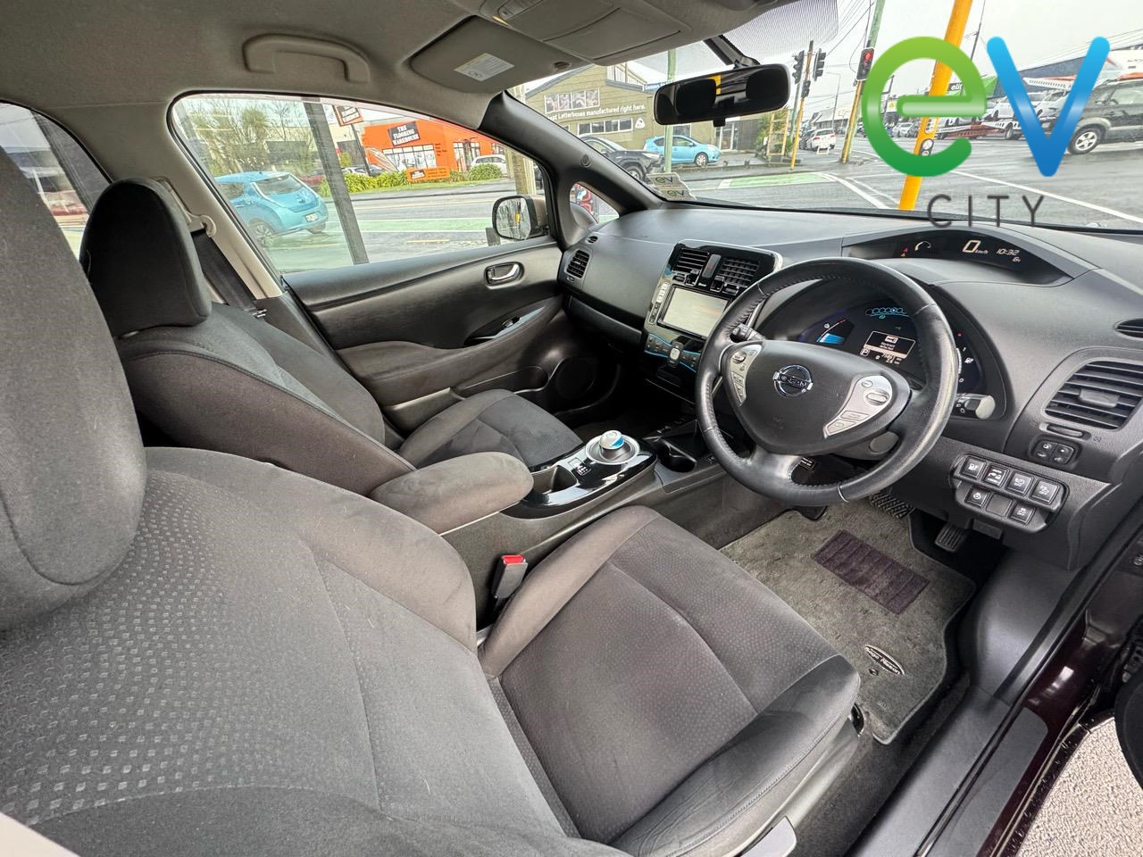 2014 Nissan LEAF