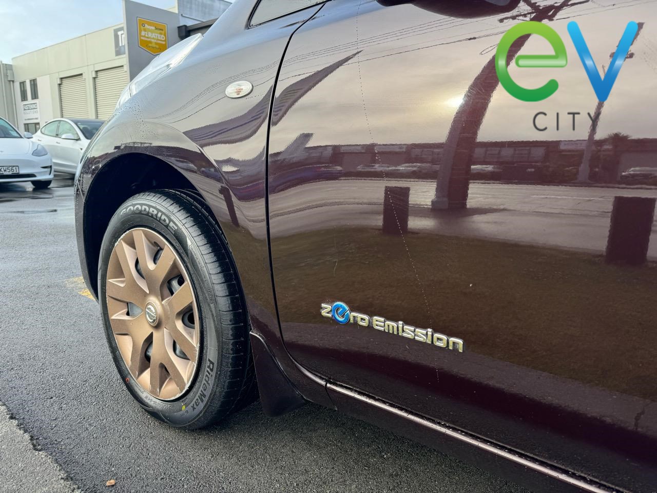 2014 Nissan LEAF