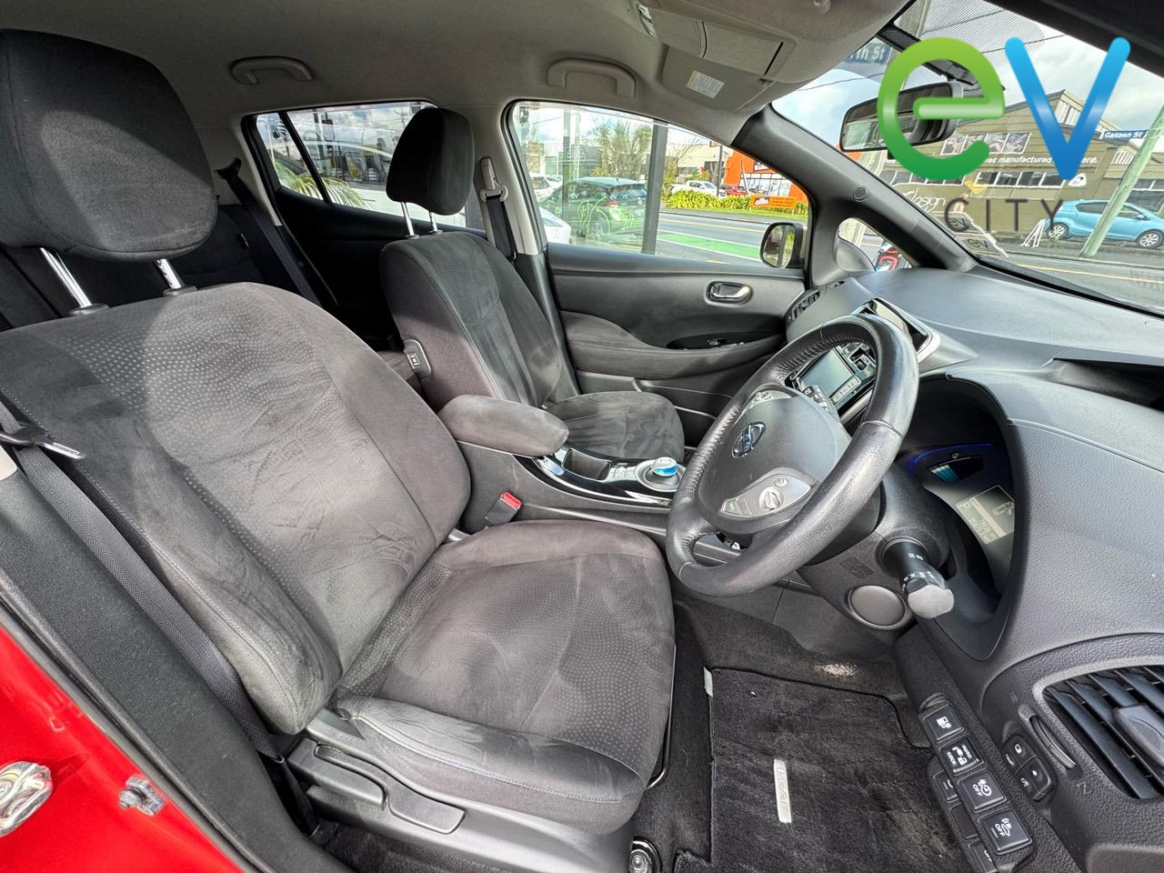 2014 Nissan LEAF