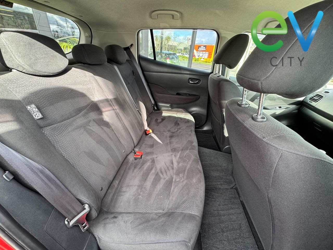 2014 Nissan LEAF