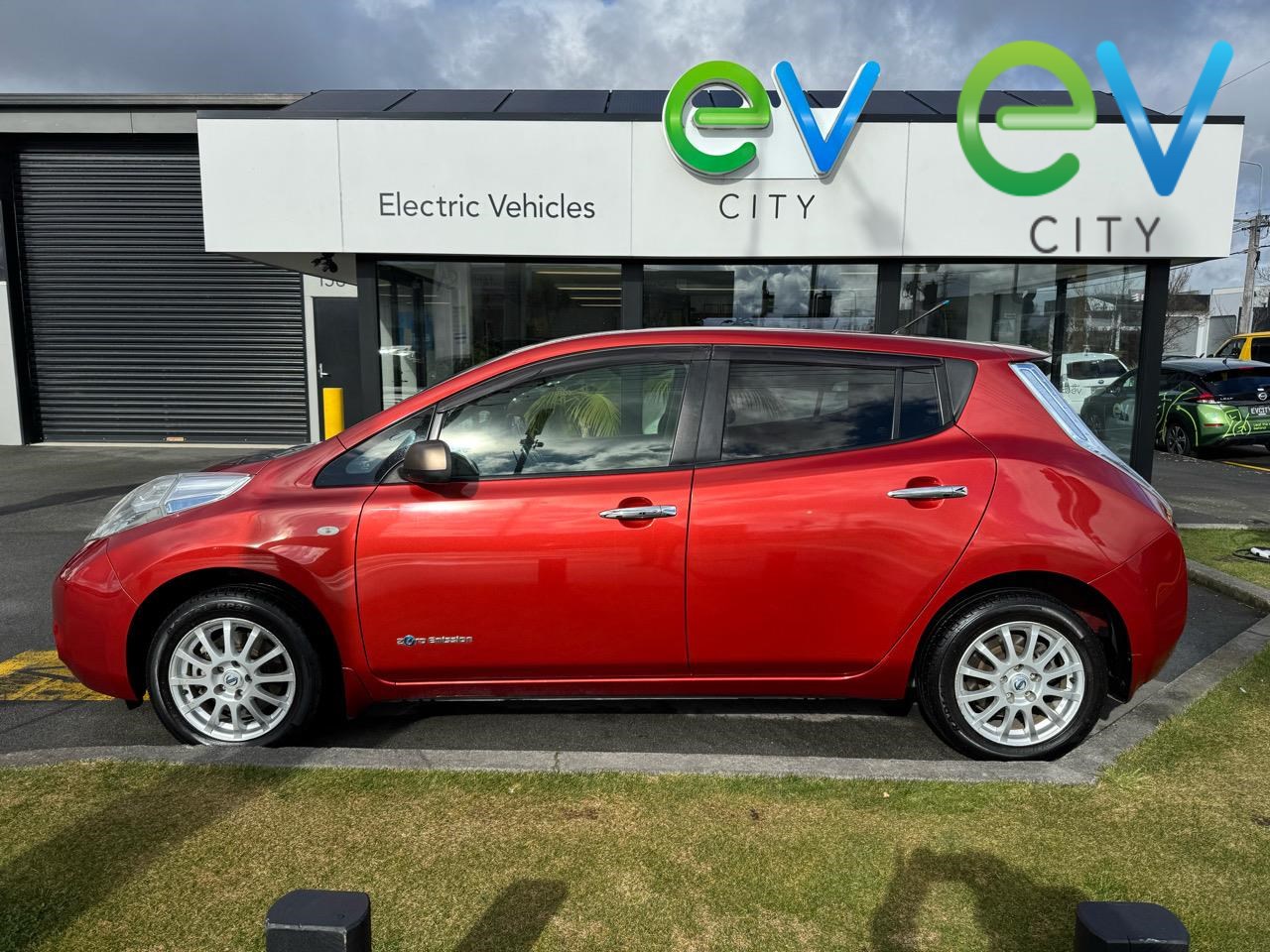 2014 Nissan LEAF