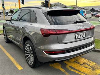 2019 Audi E-Tron - Thumbnail