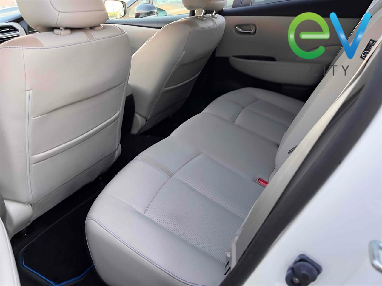 2017 Nissan LEAF