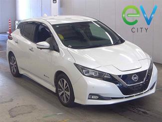 2019 Nissan LEAF - Thumbnail