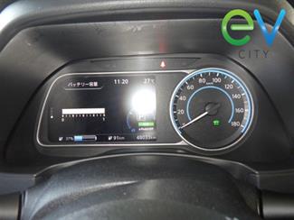 2019 Nissan LEAF - Thumbnail